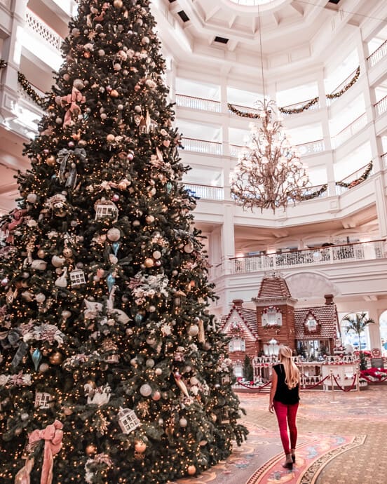 Christmas in Orlando by LiveLoveRunTravel - Best Places to Spend Christmas in the USA
