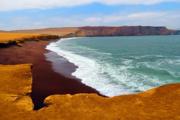Red Beach Paracas by Mapping Megan