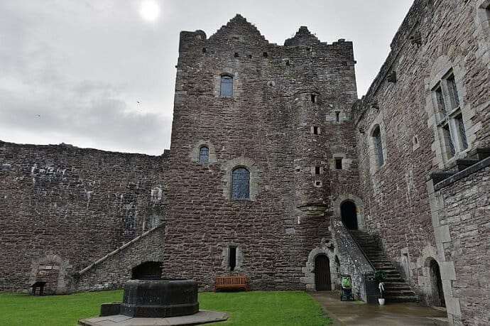 Doune Castle Games of Thrones Courtyard 