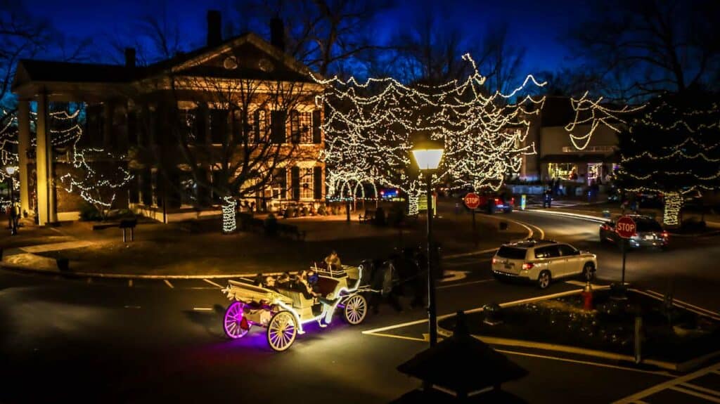 Best Christmas towns in USA -Horse Carriage Rides for Dahlonega GA Christmas