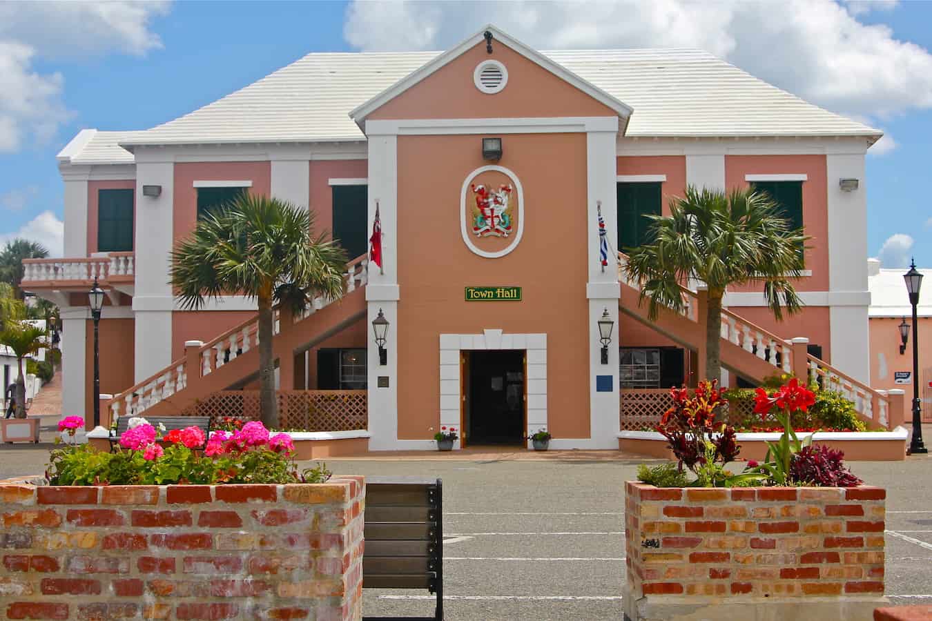 St_George_Town_Hall_Kings_Square_Bermuda