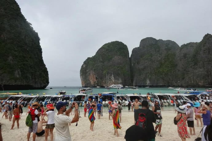 Koh Phi Phi Thailand -hordes of tourists