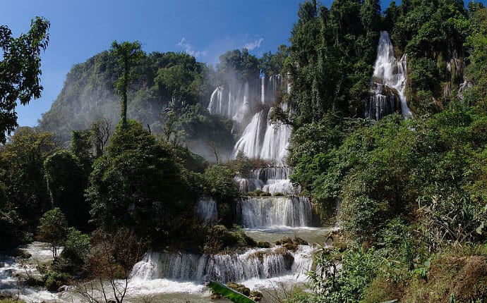 Most beautiful waterfalls in the world-Thi Lo Su